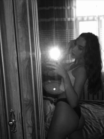 Елена Саратов